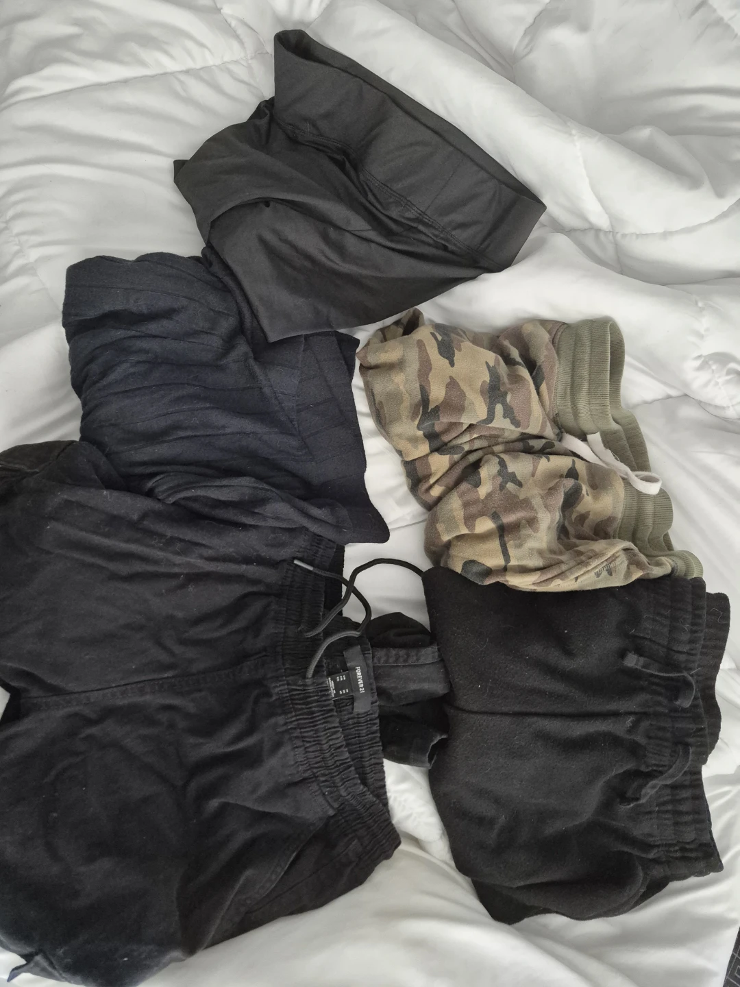 Free bundle of womens clothing sizes S to M - photo 2