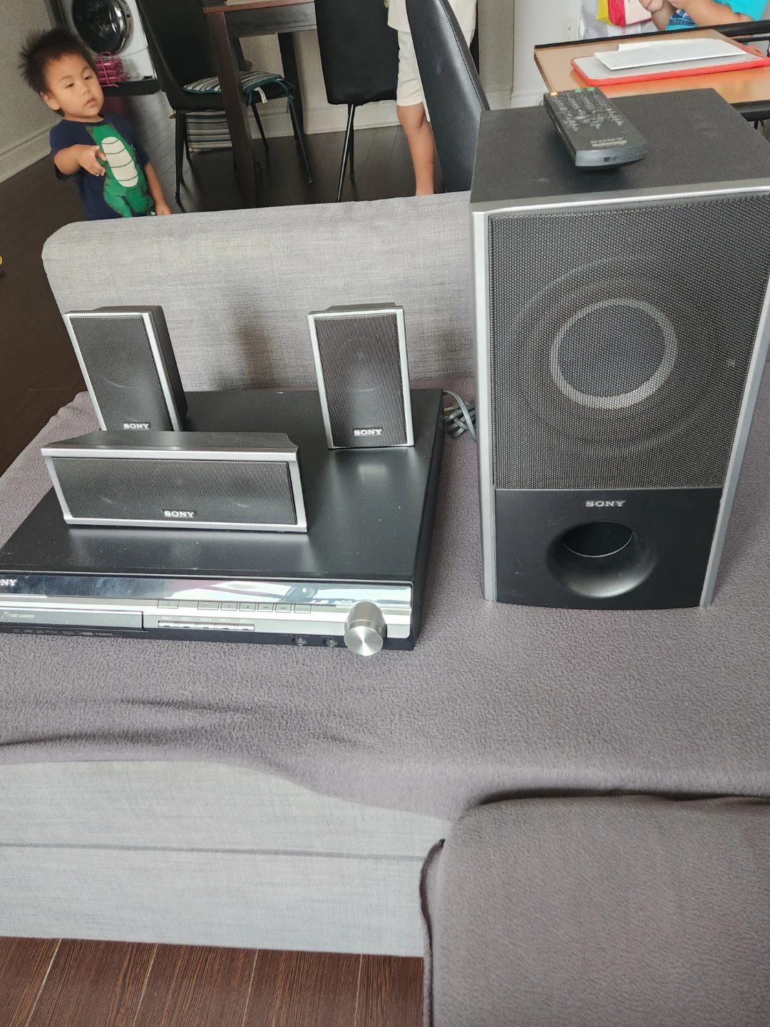 Sony DVD Player Home Theatre System