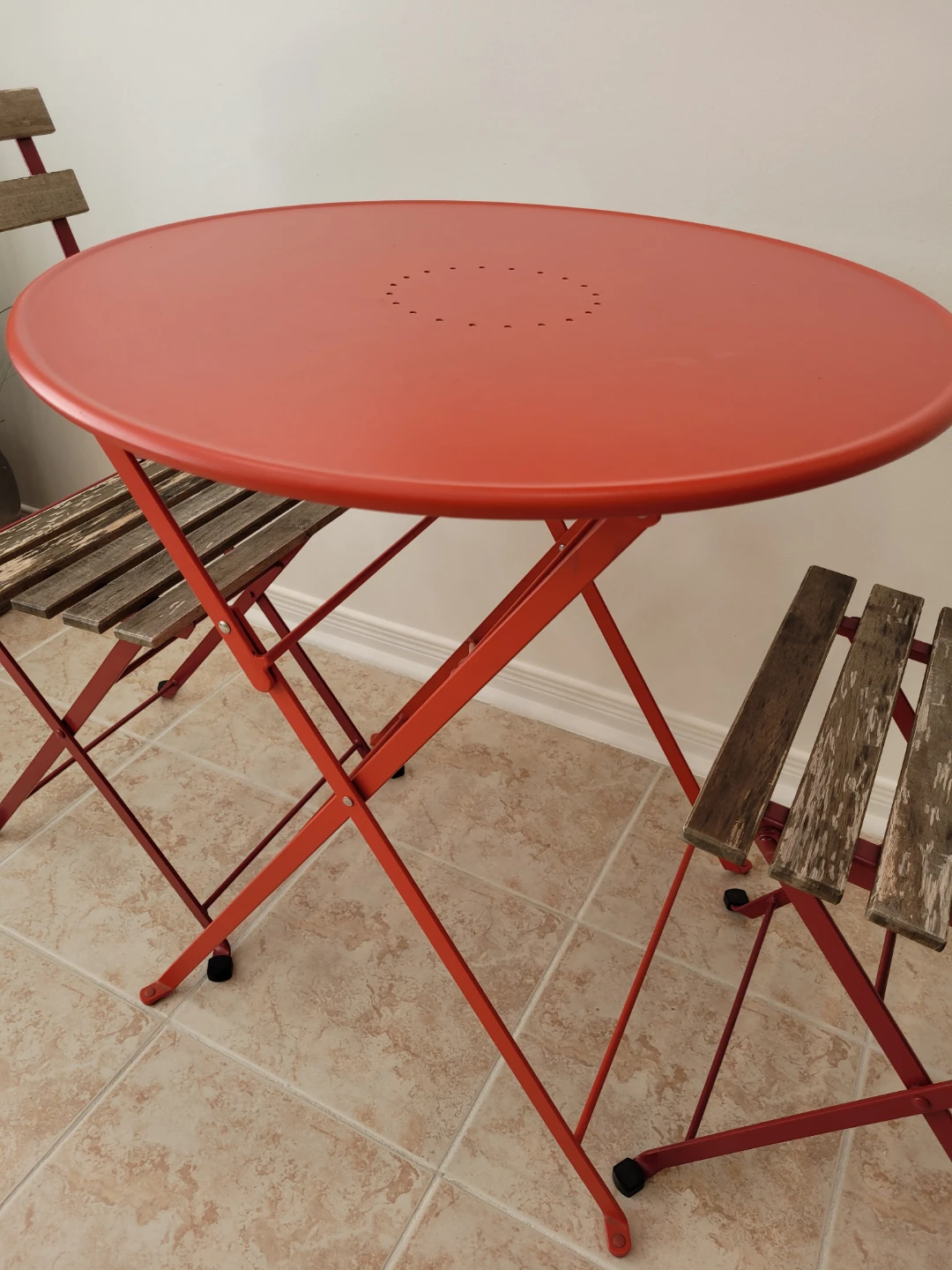 Red Bistro Set with Round Table and 2 Chairs - photo 3