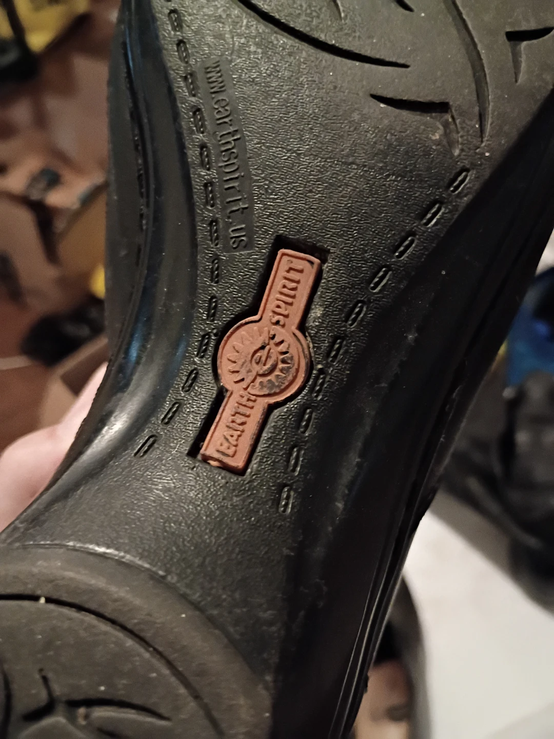 Earth Spirit Black Leather Loafers - Size 9 - photo 2