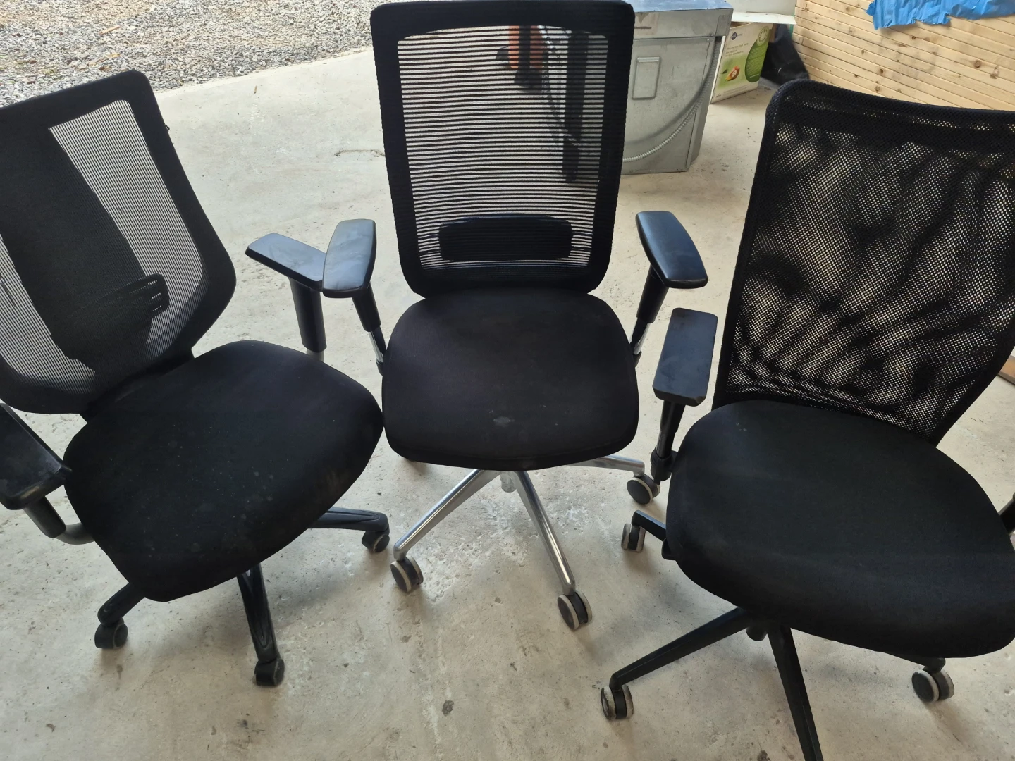 Black Mesh Office Chairs (Set of 3)
