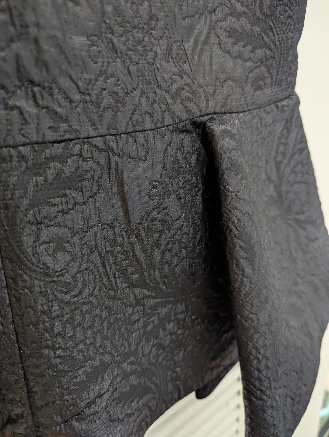 Elizabeth and James Black Brocade Peplum Top - photo 2