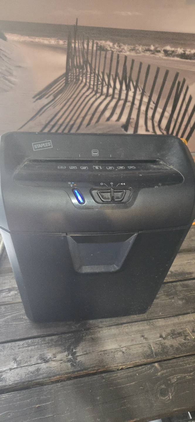 Staples Shredder
