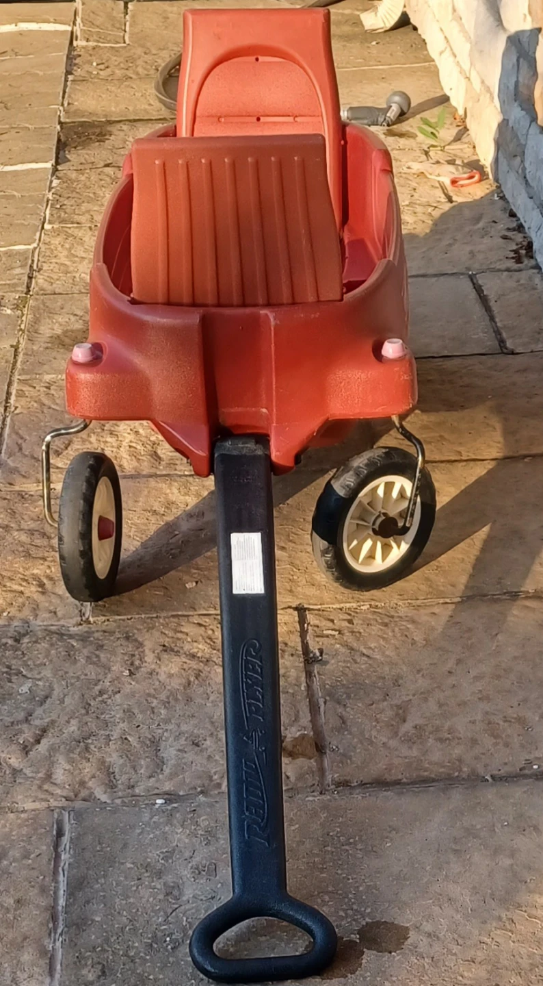 Red Radio Flyer Wagon - photo 5