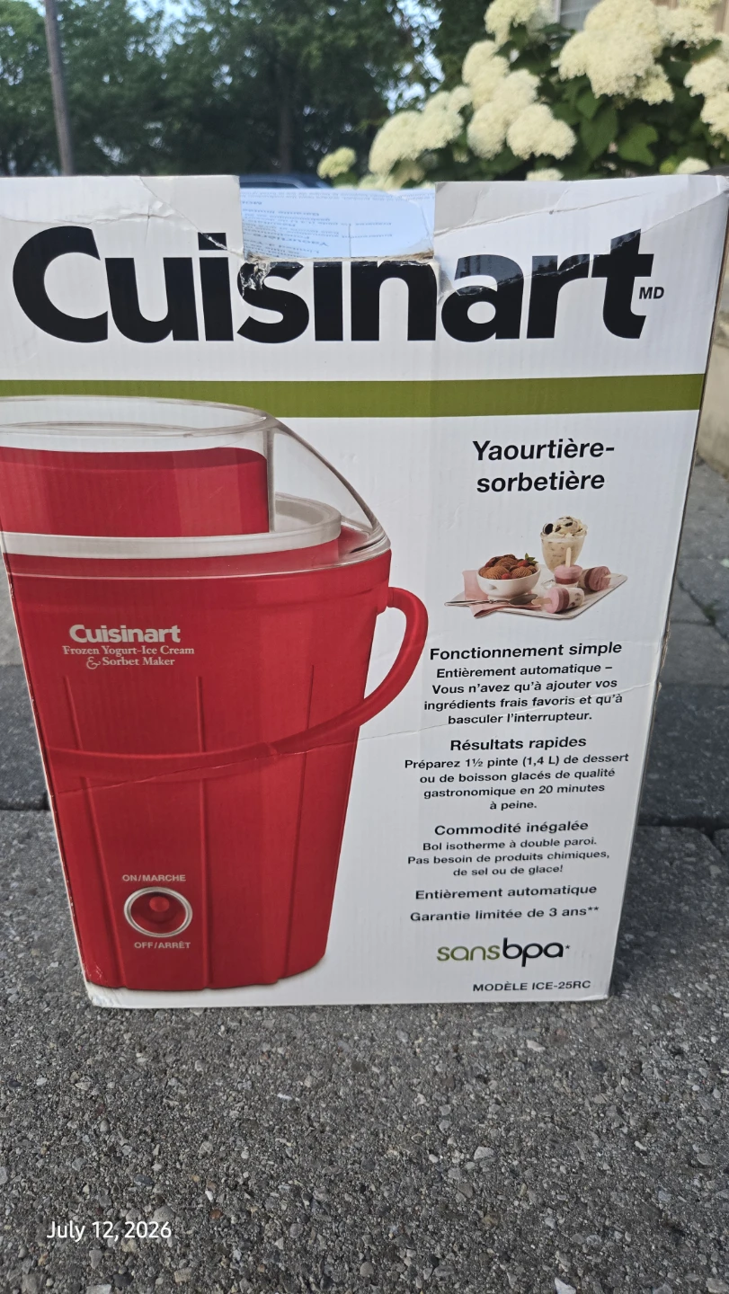 Cuisinart Frozen Yogurt - Ice Cream & Sorbet Maker