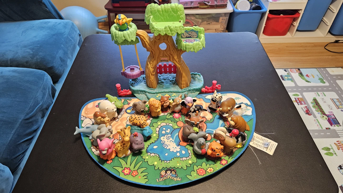 Fisher-Price Little People Treehouse Animal Play Set