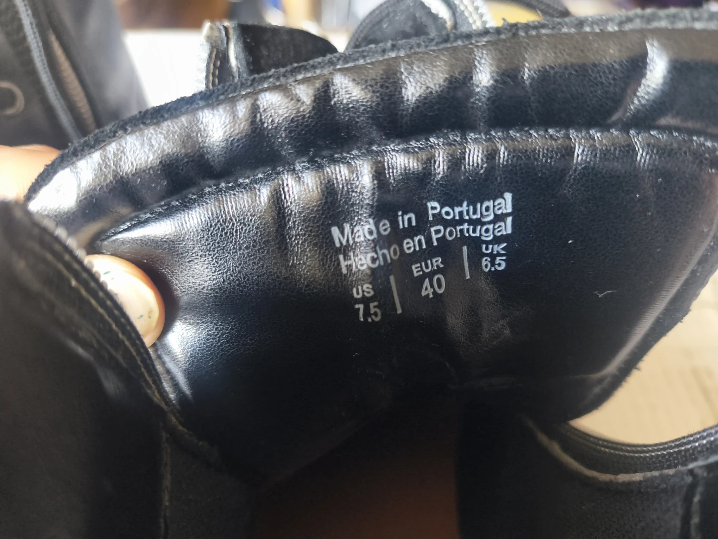Black Leather Boots with Side Zip - photo 4