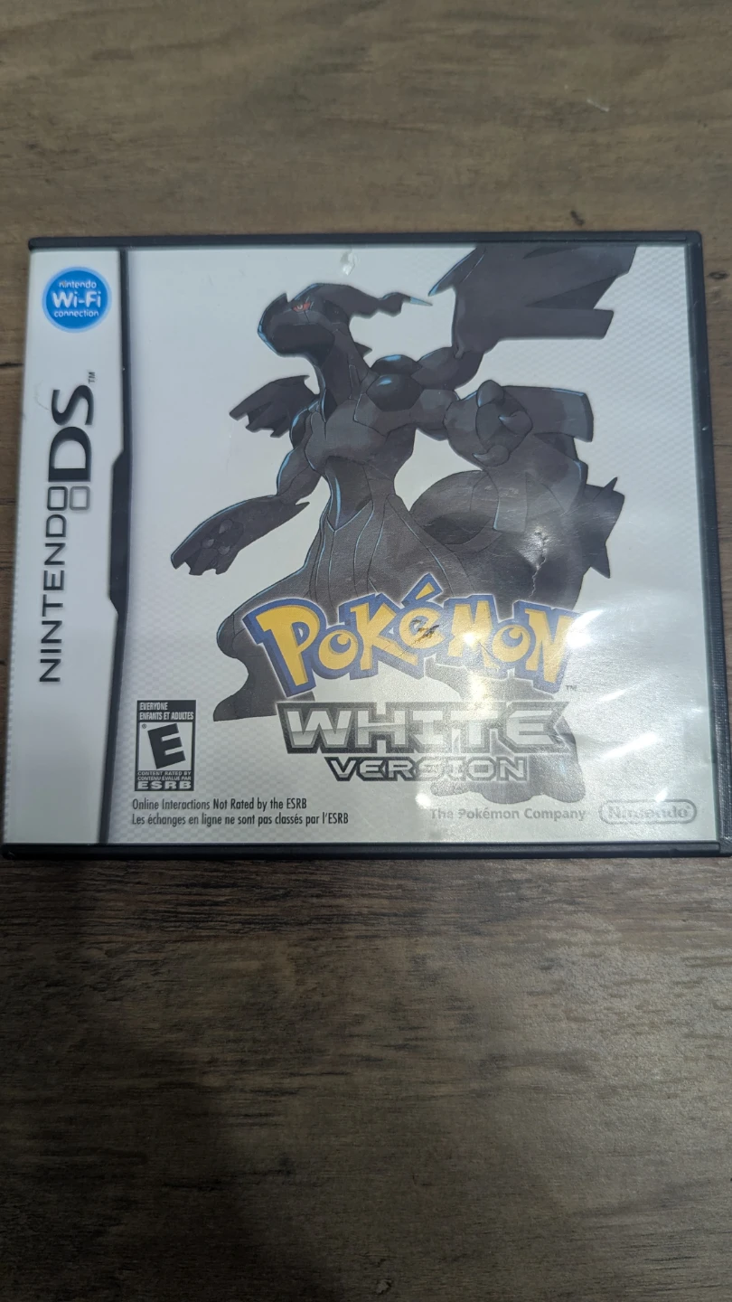 Nintendo DS Pokemon White CIB