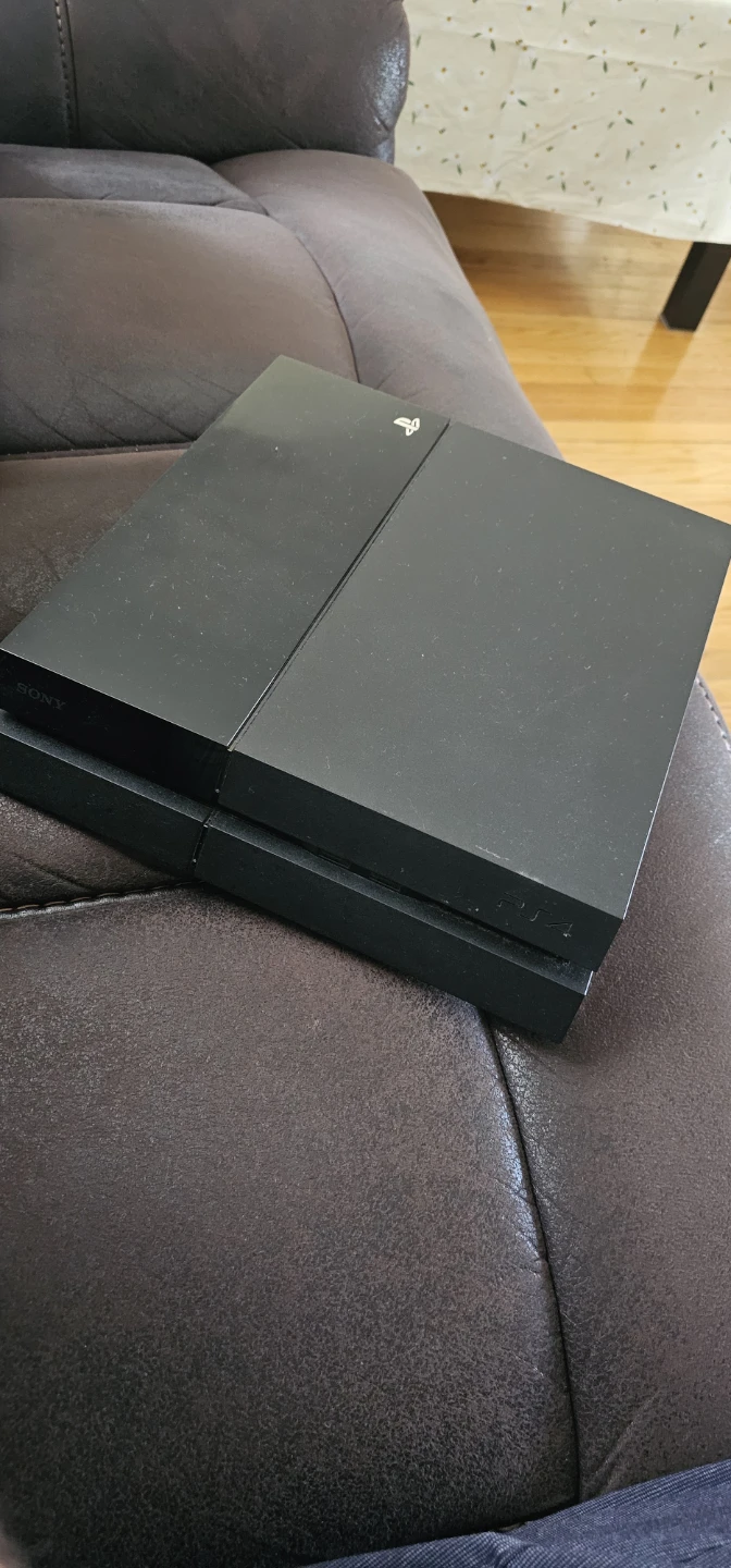 Selling PS4