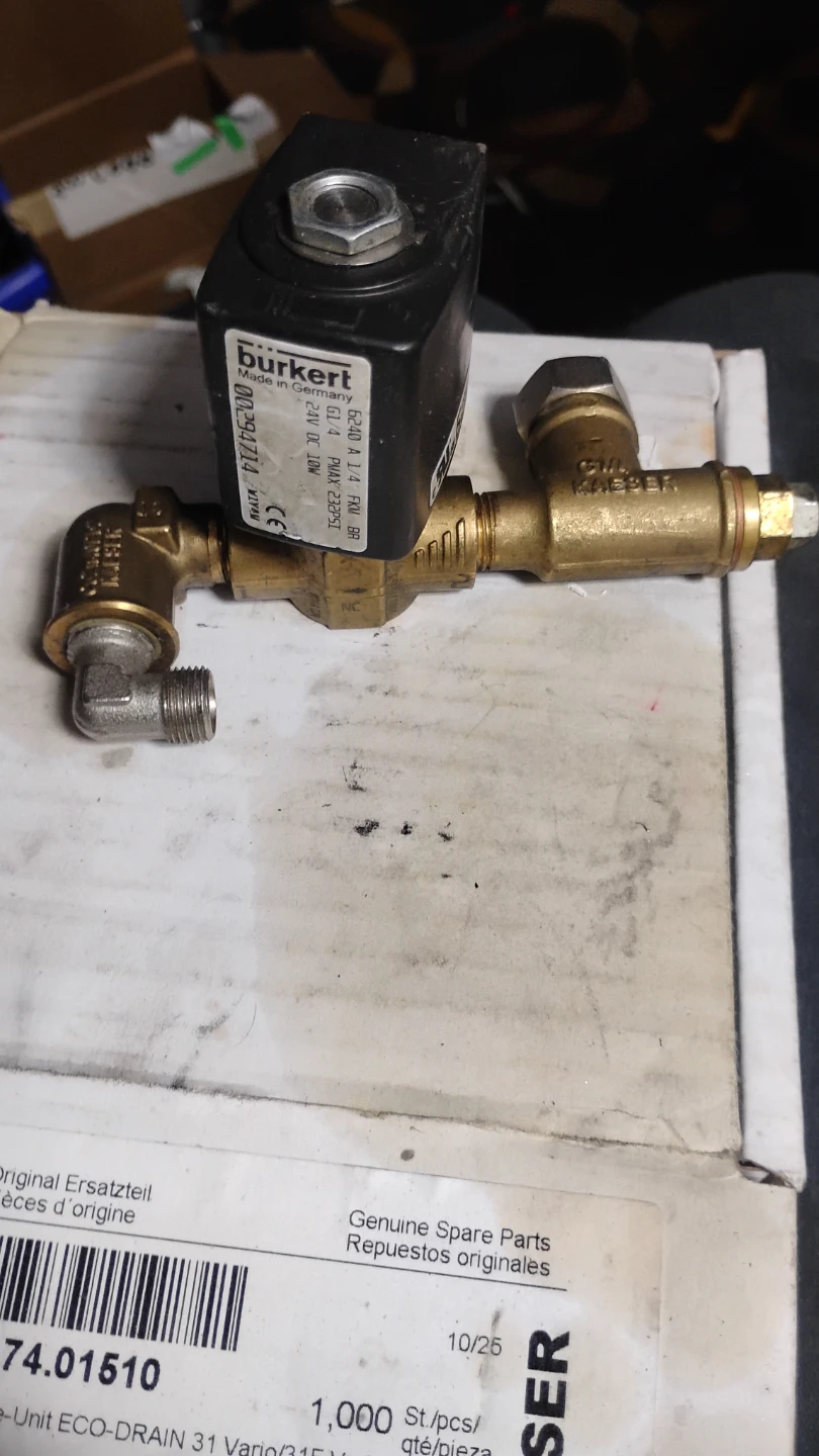Various Keiser air compressor parts - photo 4