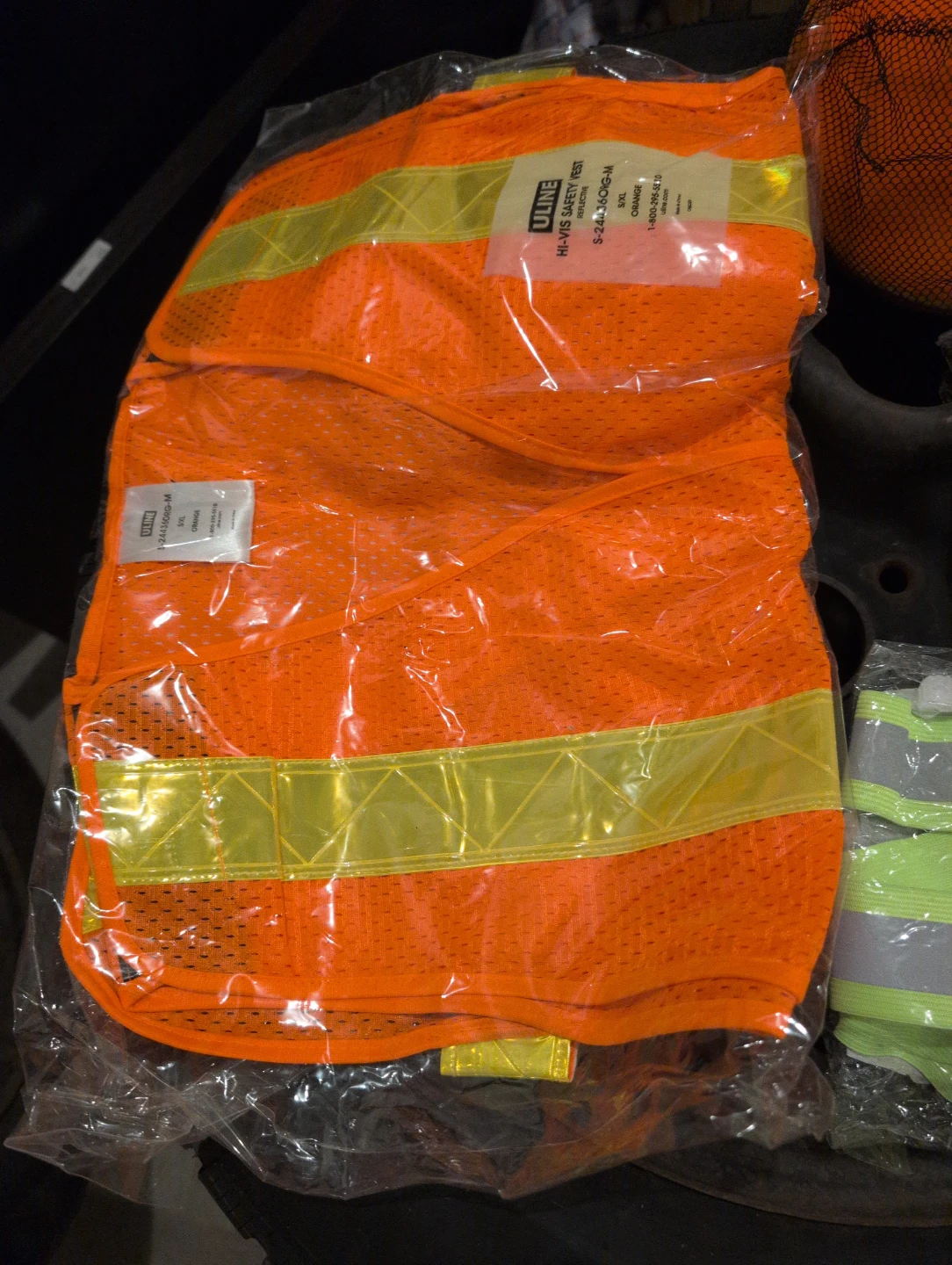 Body Guard High Visibility Safety Vest & ULINE Safety Sash Belt - photo 4
