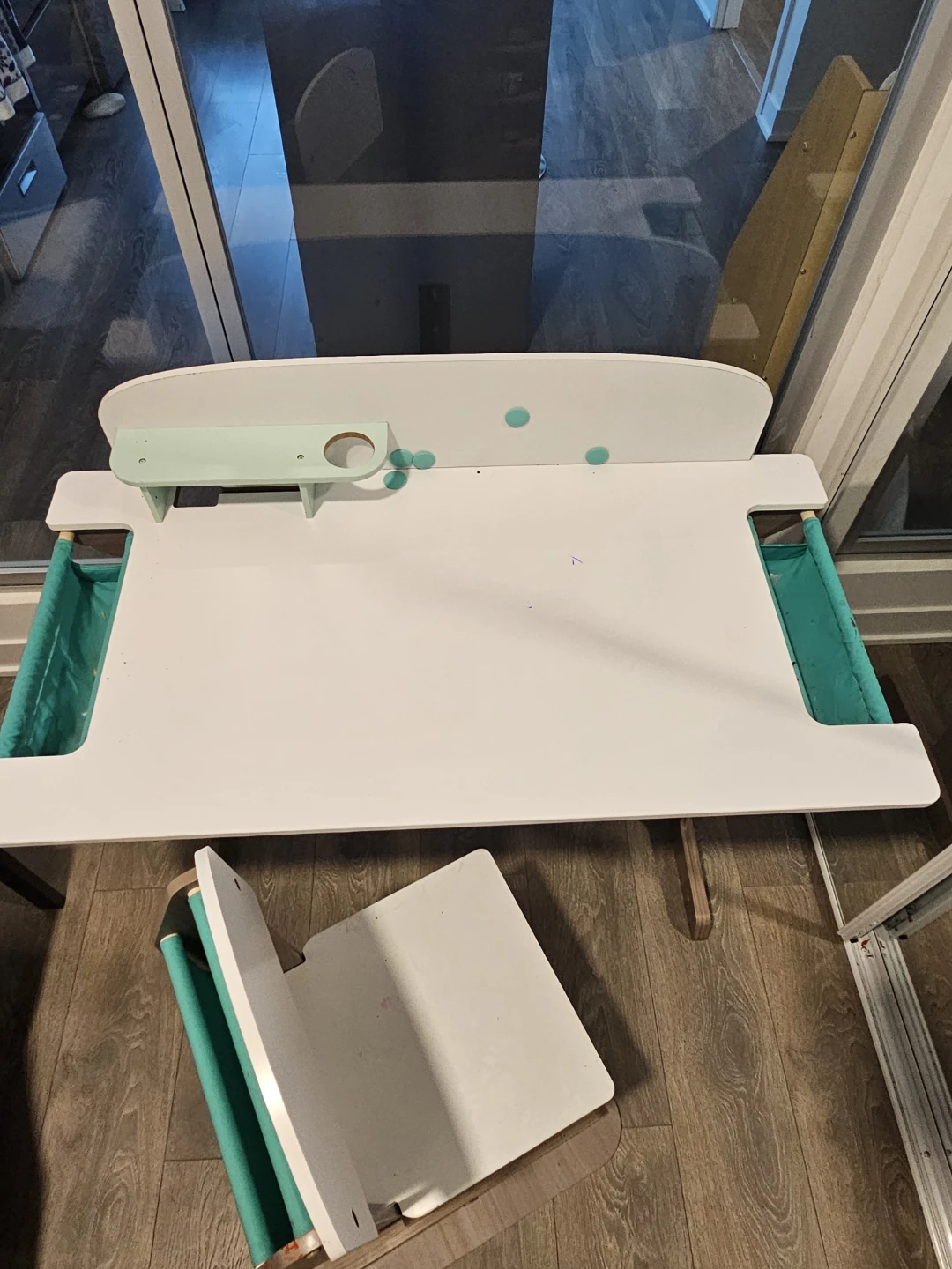 Kids Adjustable Desk and Chair Set - photo 3