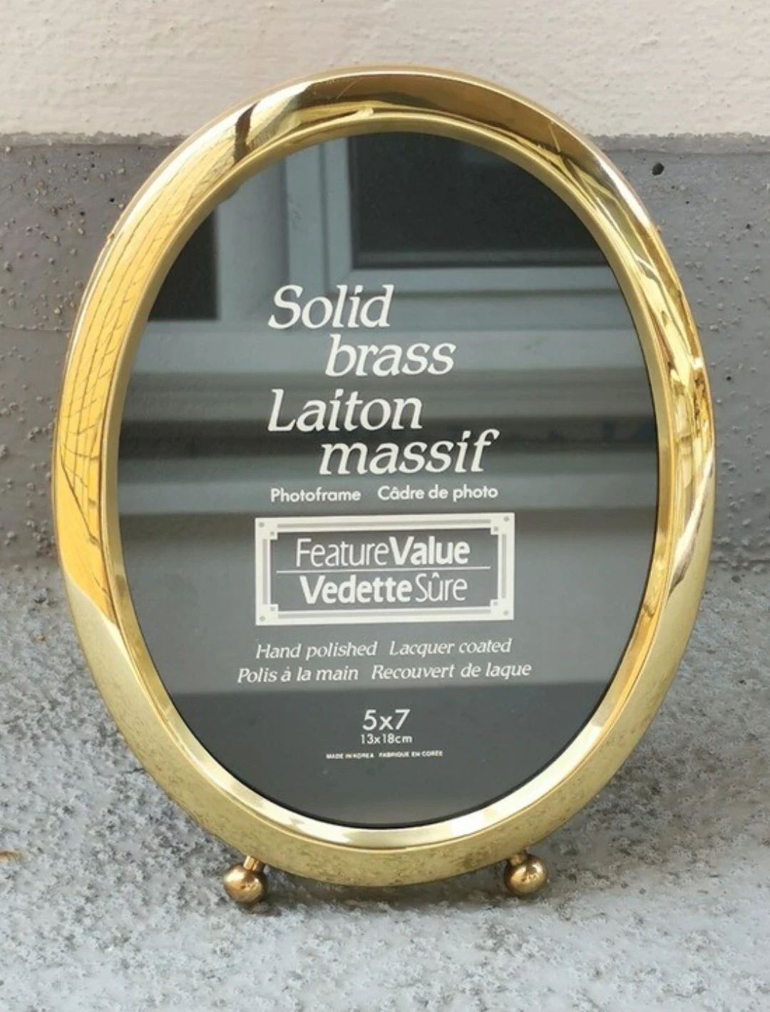 Vintage Oval Brass Photo Frame 5x7 Black Velvet Easel
