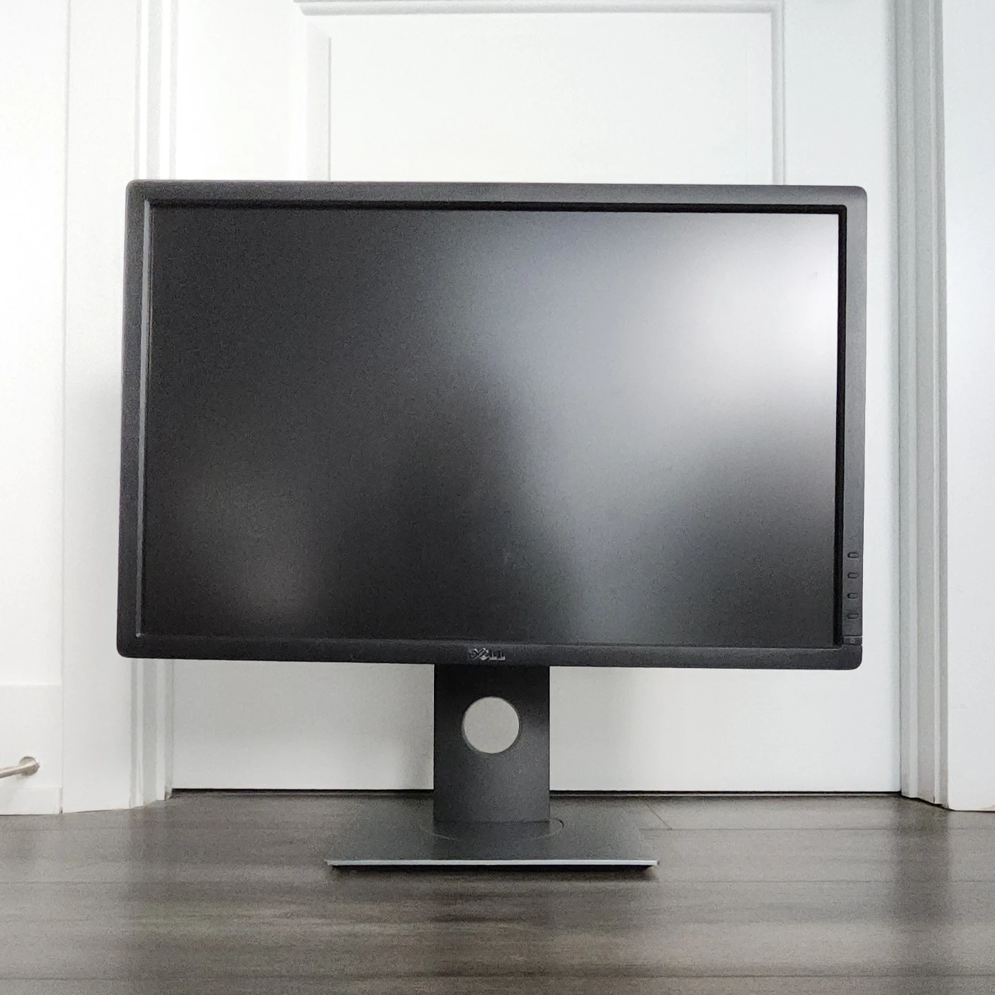 Dell UltraSharp U2412Mb 24" LED LCD Monitor (Includes Stand)