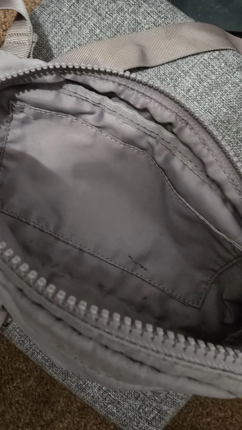 Lululemon Everywhere Belt Bag - photo 3