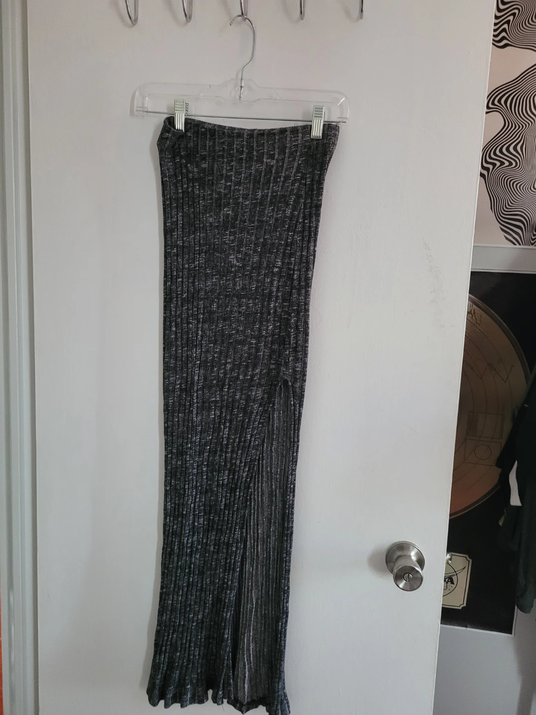 Ribbed Maxi Skirt with Slit - photo 2