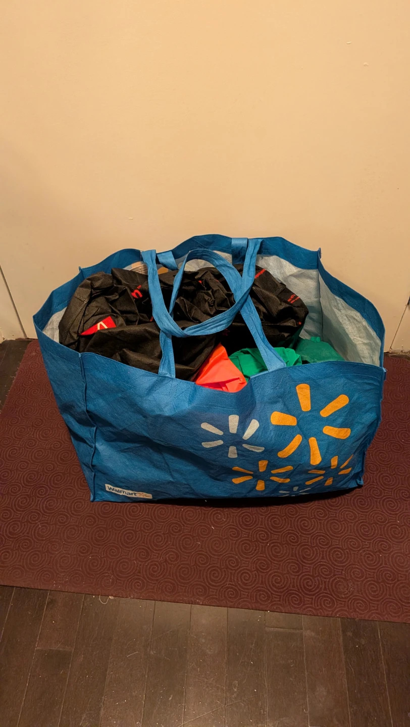 FREE Reusable Shopping Bags