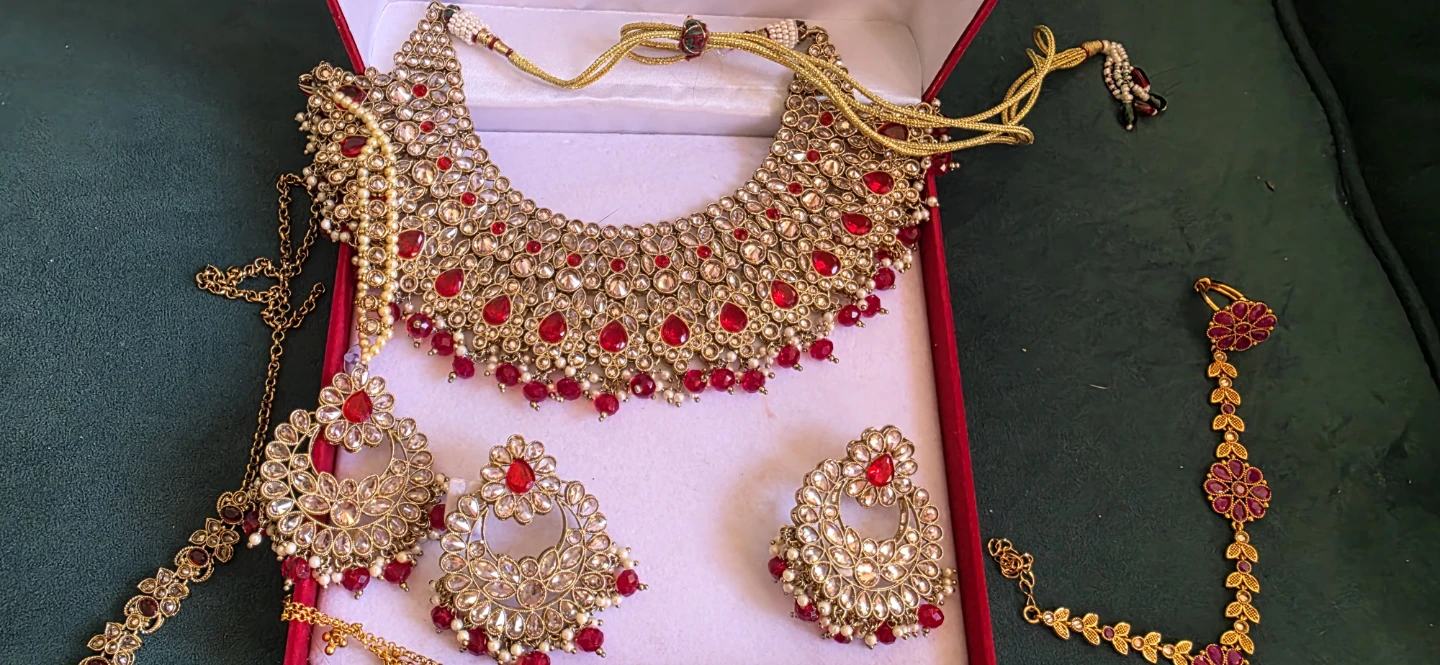 Indian Bridal Necklace Set with Earrings and Tikka - photo 3