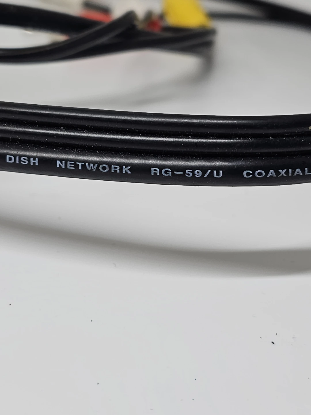 Composite AV Cable and Coaxial Cable - photo 3