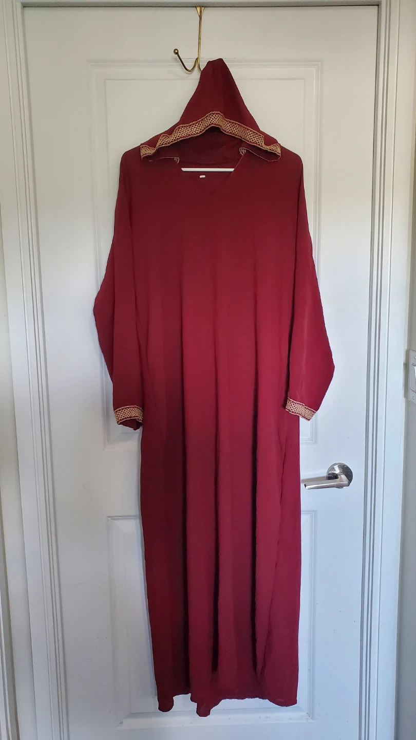 Maroon Hooded Abaya