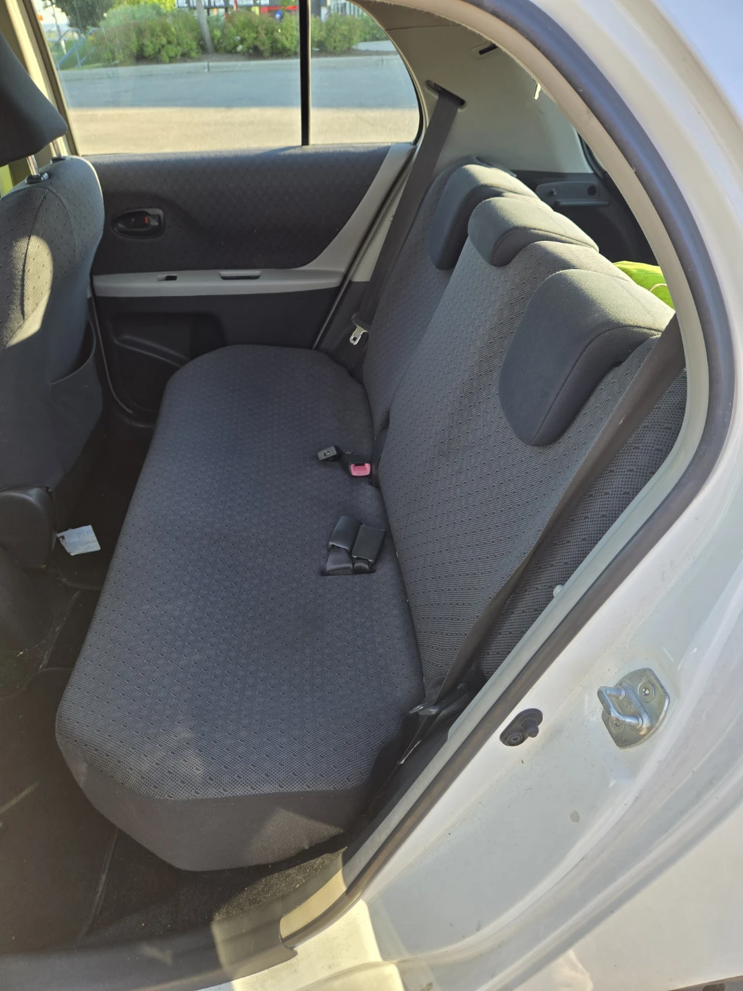Toyota Yaris Hatchback 2009 - photo 5
