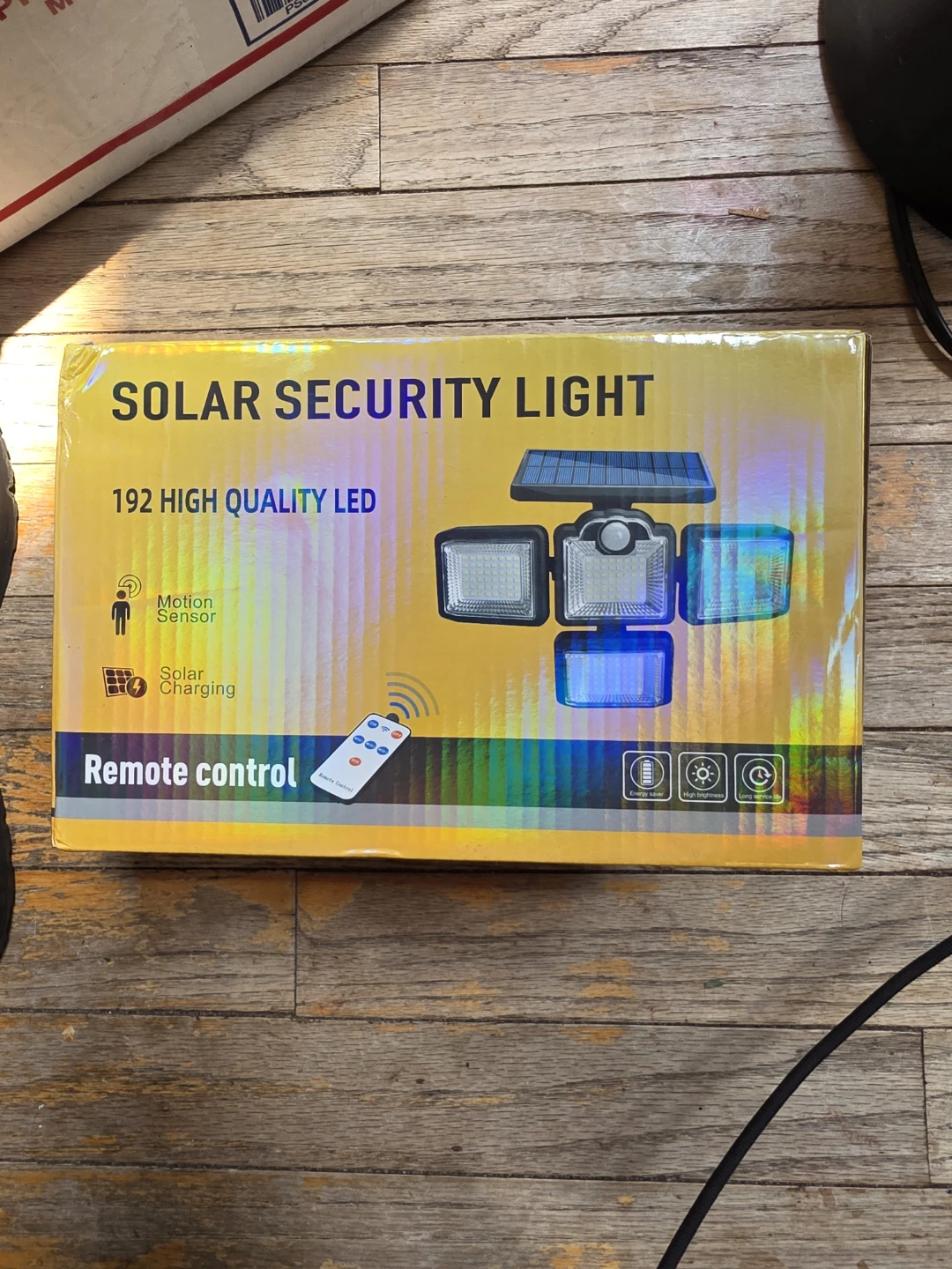 Solar Security Light with 192 LEDs and Remote Control