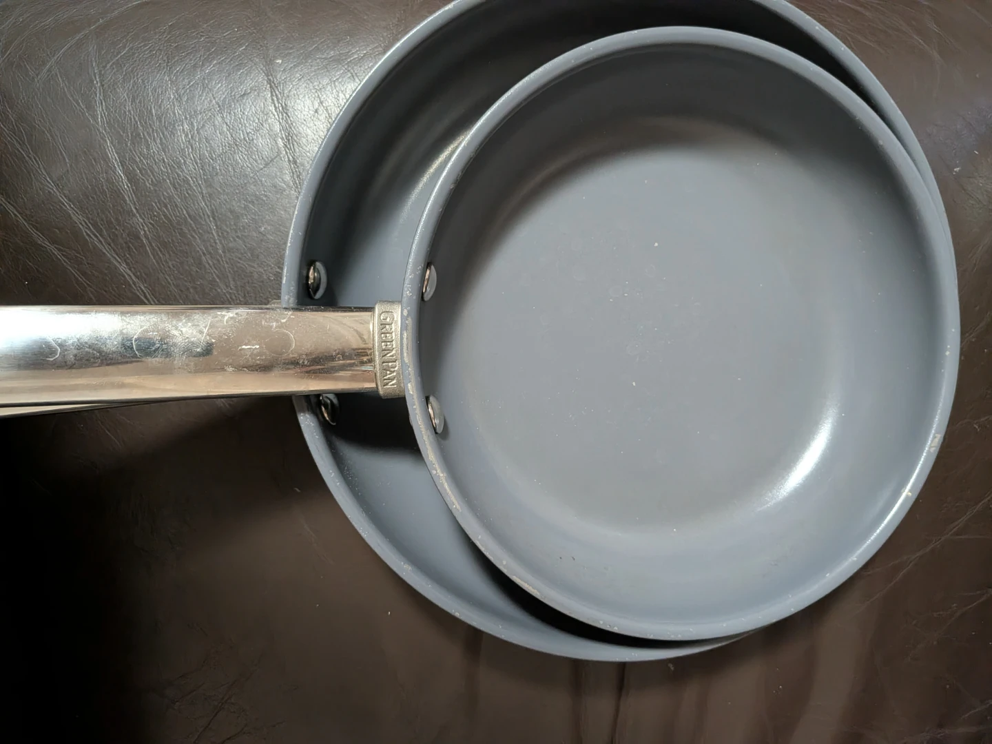 GREEN PAN Set of two frying pans.