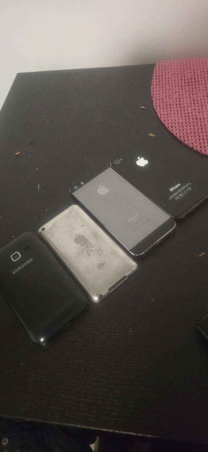 Mixed Lot of 4 Smartphones - photo 4