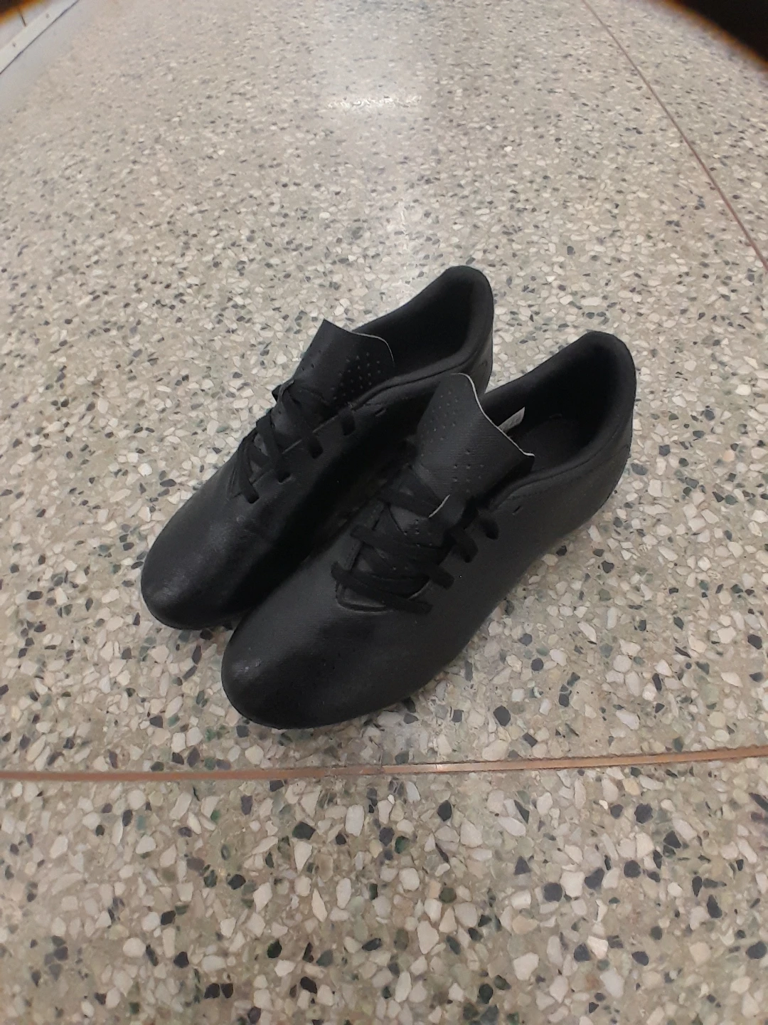 Black Soccer Cleats Original Adidas Men's Size 8 - photo 3