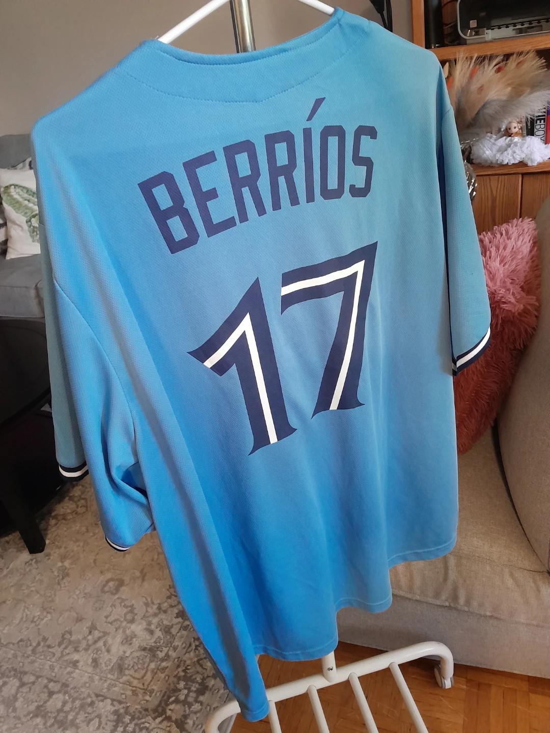 Toronto Blue Jays Berrios Baseball Jersey - photo 3