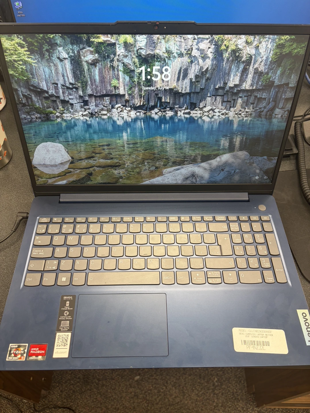 Lenovo Laptop - AMD Ryzen 5 7520U, 8GB RAM - photo 2