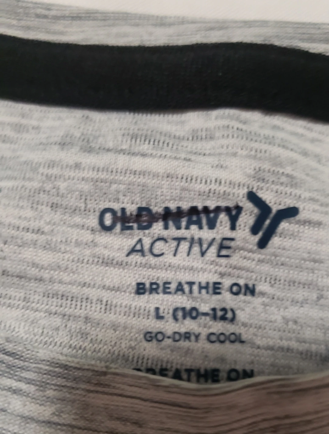 Brand new Old Navy Active Sleeveless Shirt L (10-12) - photo 3