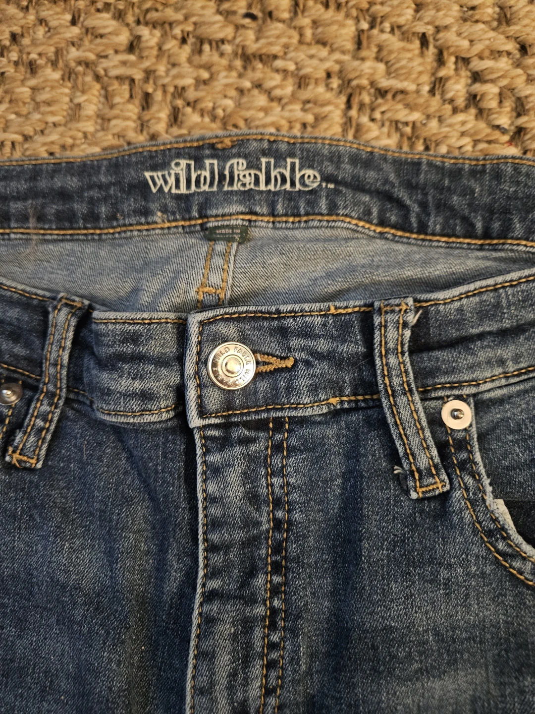 Wild Fable Women's Striped Jeans Size 8