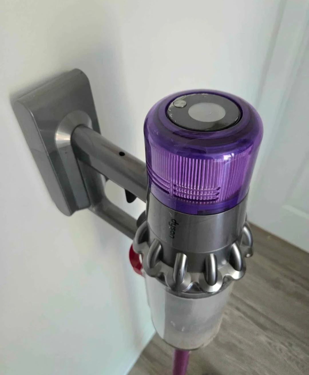 Dyson V11 cordless vacuum - photo 3