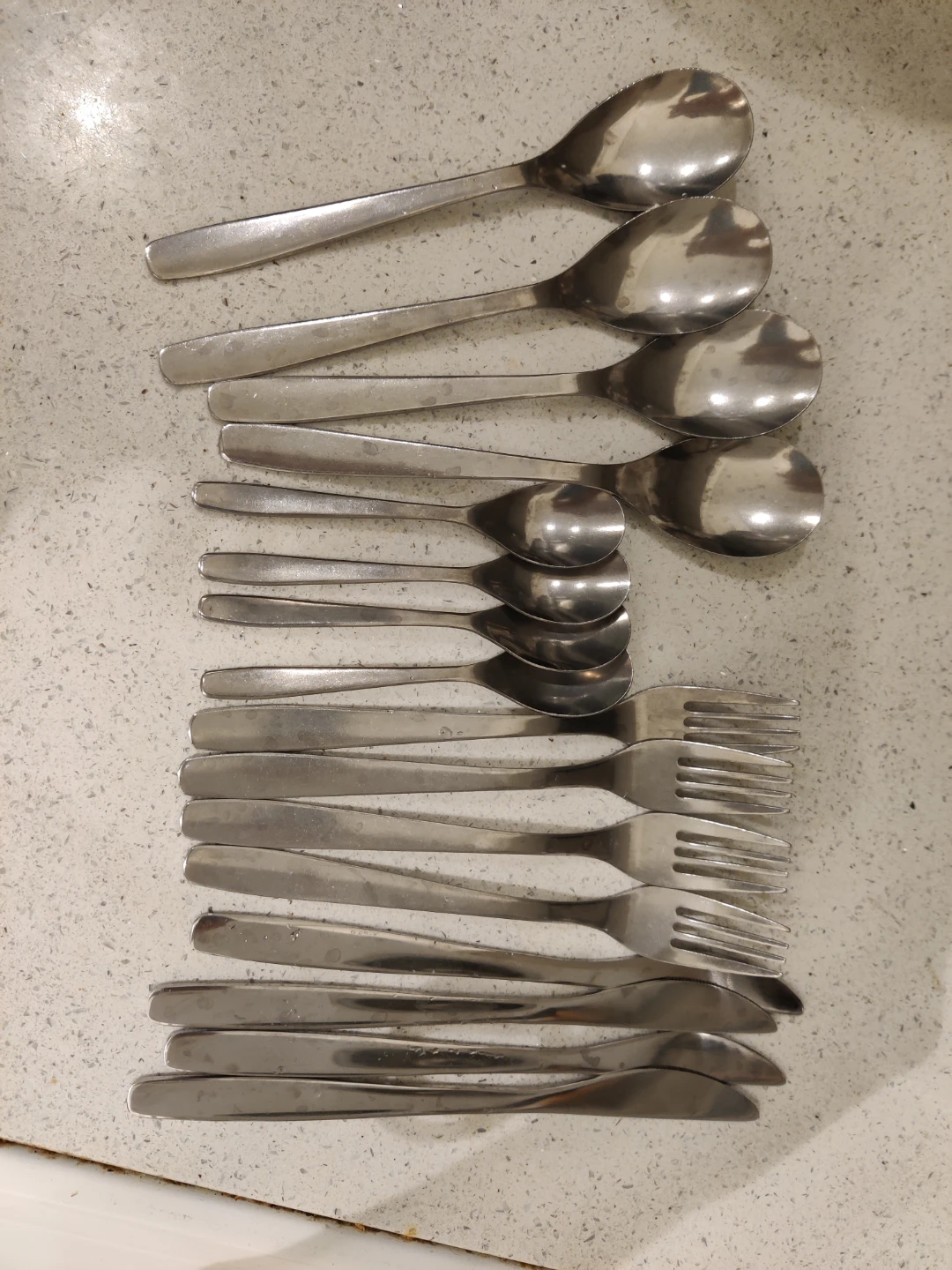 Assorted Cutlery Set