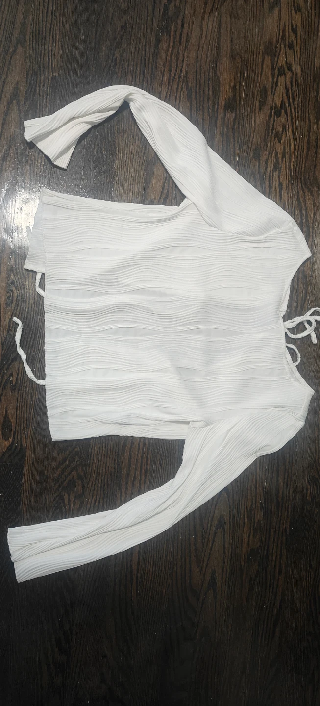White Pleated Long Sleeve Top with Tie Back - photo 2