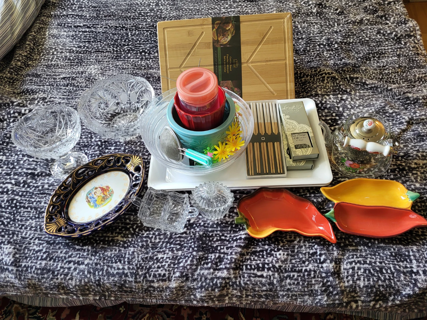 All kind household and clothing - photo 2
