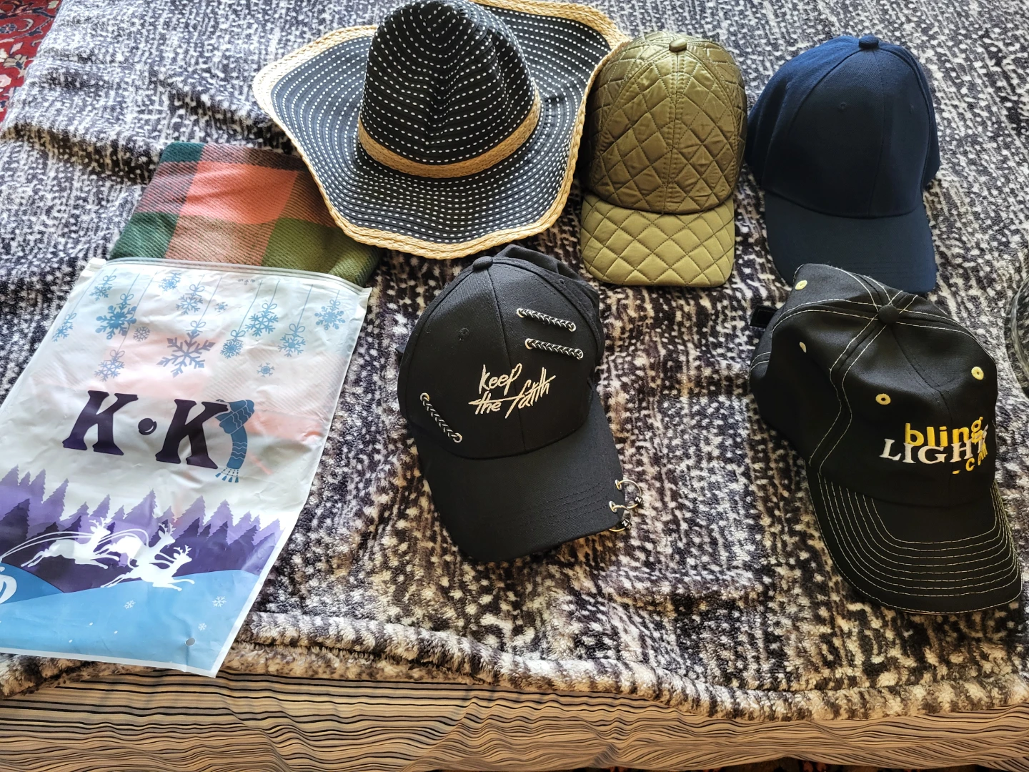 All kind household and clothing - photo 3