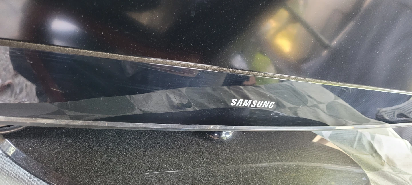 Samsung LN32A450C1D 32" LCD TV - photo 2