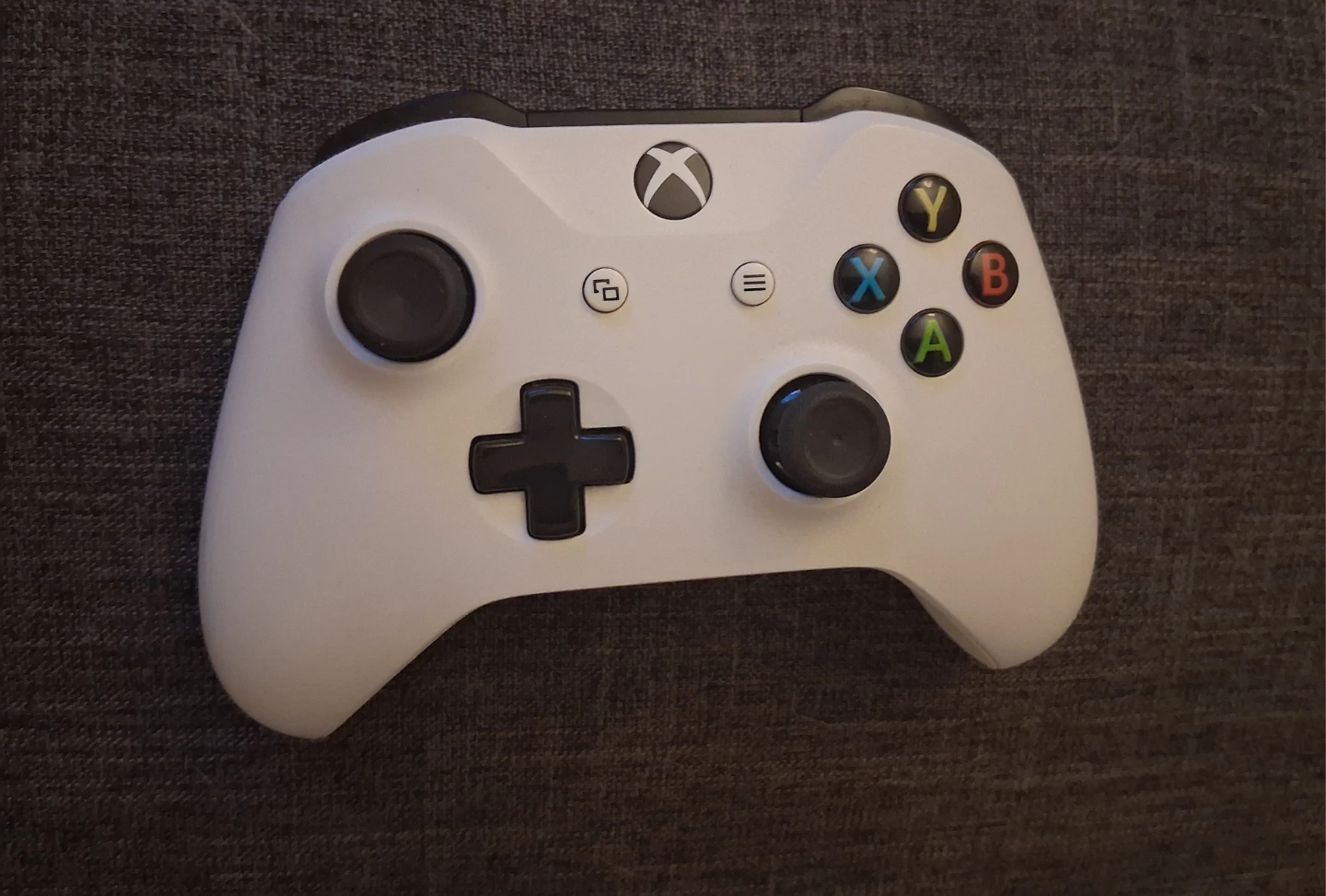 Xbox Wireless Controller - White -  sold as is