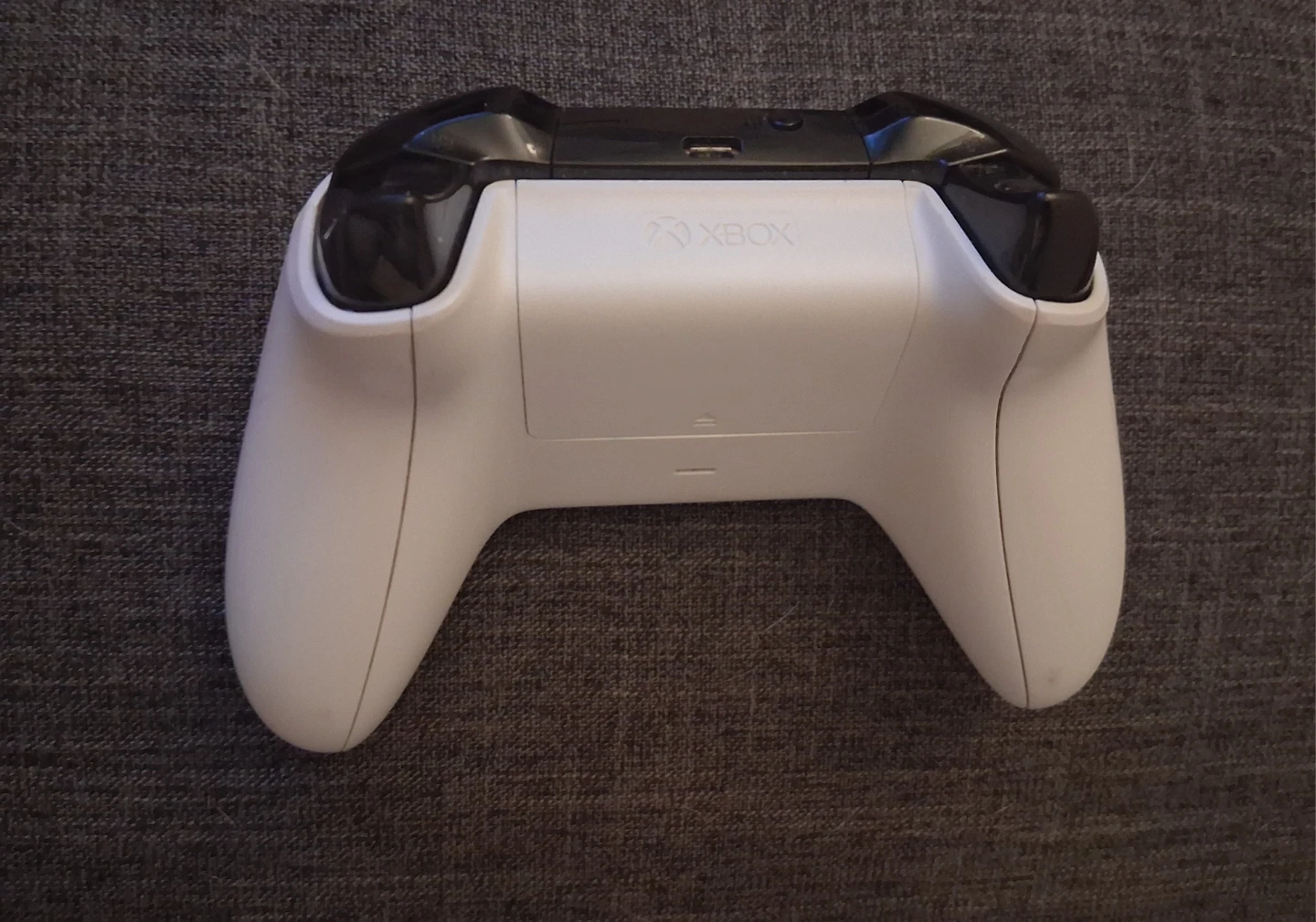 Xbox Wireless Controller - White -  sold as is - photo 2