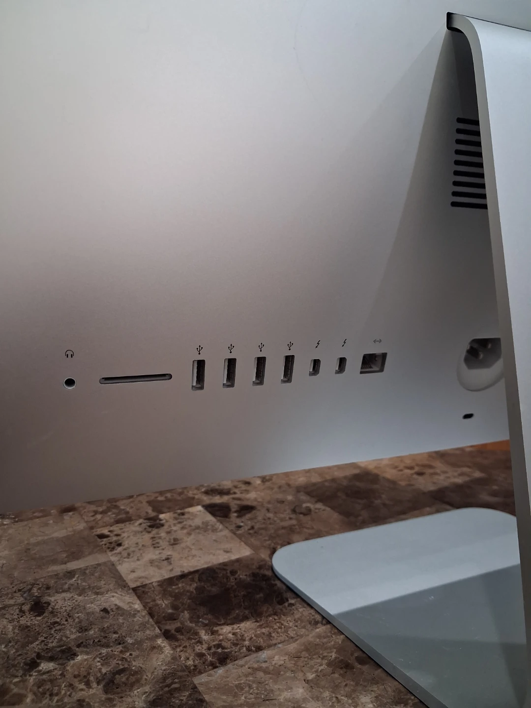 Apple iMac Desktop Computer - photo 3