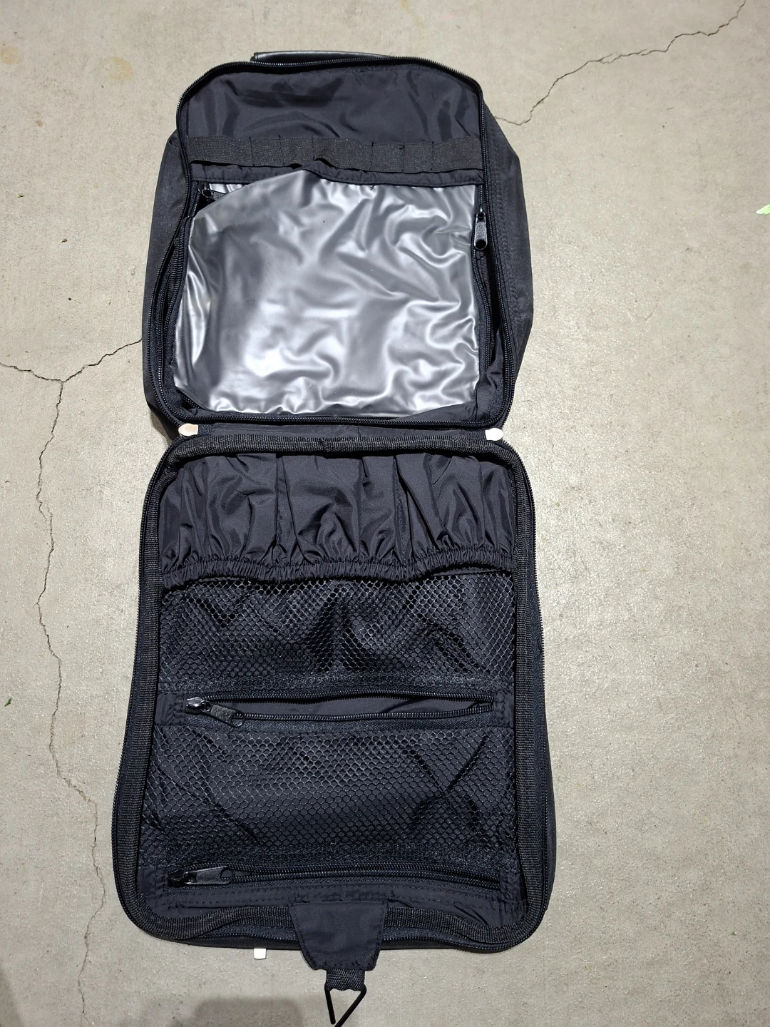 Driver's Black Travel Toiletry Bag - photo 3