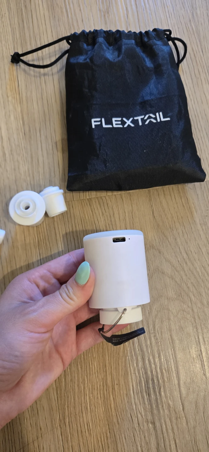 Tiny Electric Air Pump - photo 3