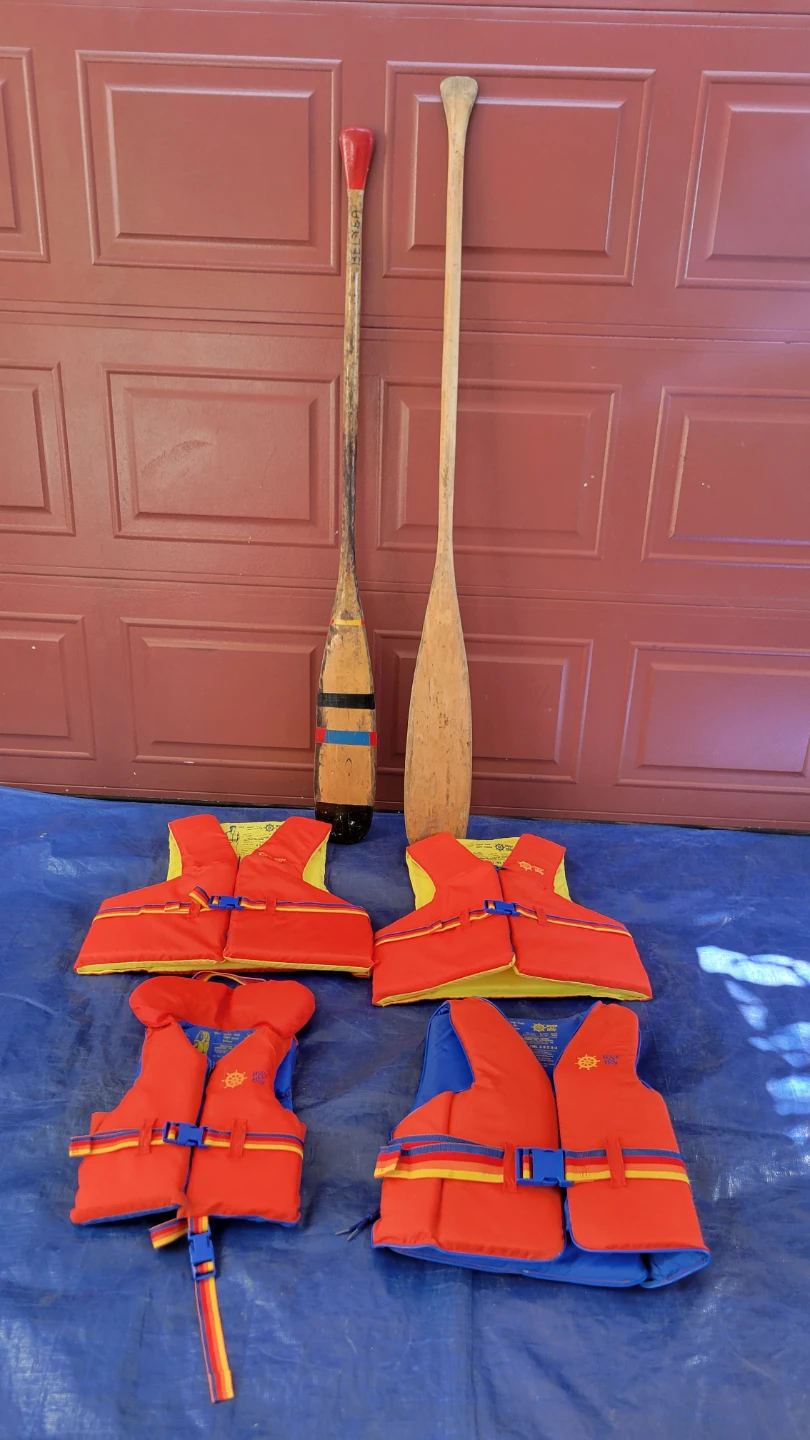 Assorted Life Jackets (4) & Paddles (2), cooler - photo 2