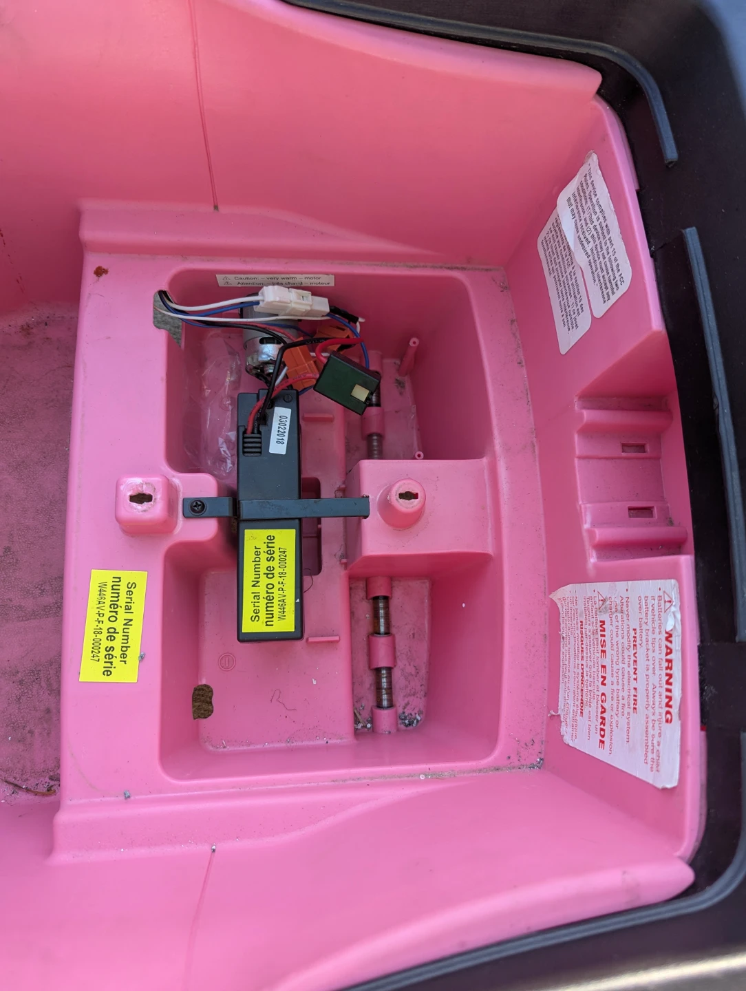 FOR REPAIR OR PARTS girls mini cooper toy car DOESN'T WORK - photo 4