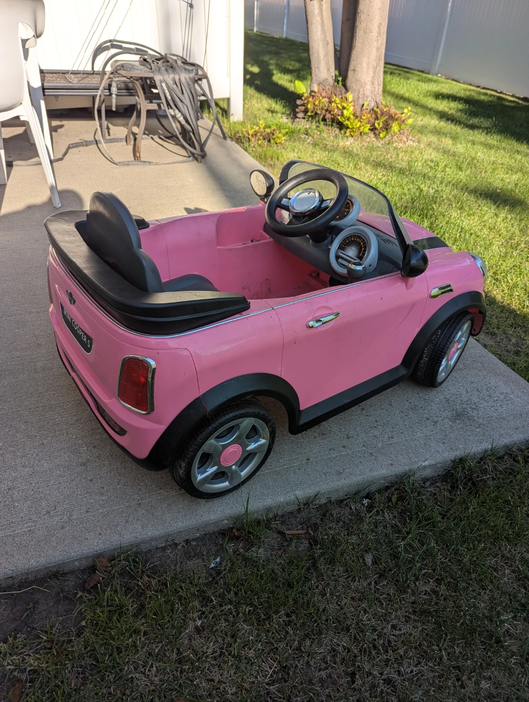 FOR REPAIR OR PARTS girls mini cooper toy car DOESN'T WORK - photo 5