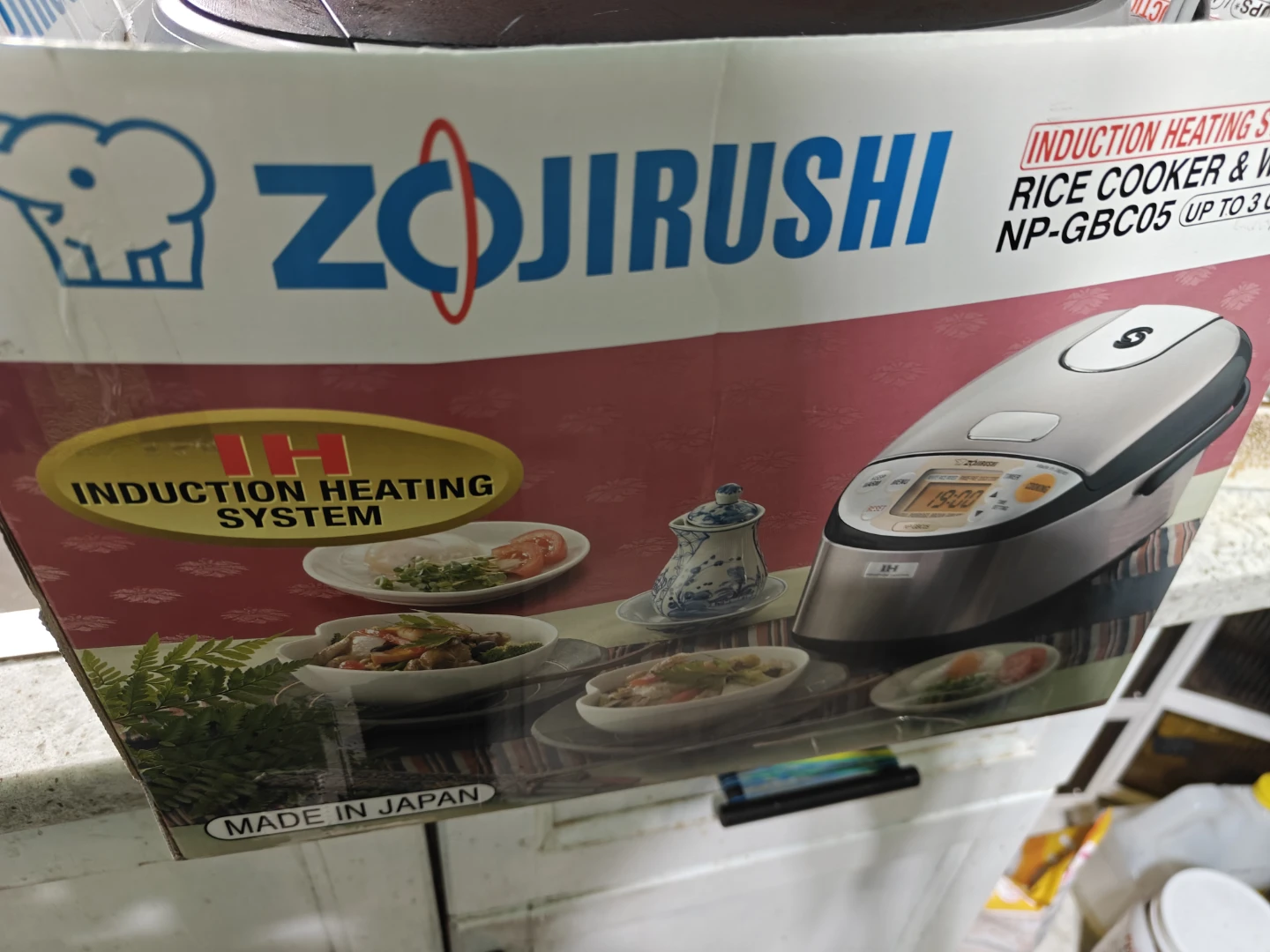 Zojirushi Induction Heating System Rice Cooker & Warmer NP-GBC05 - photo 2