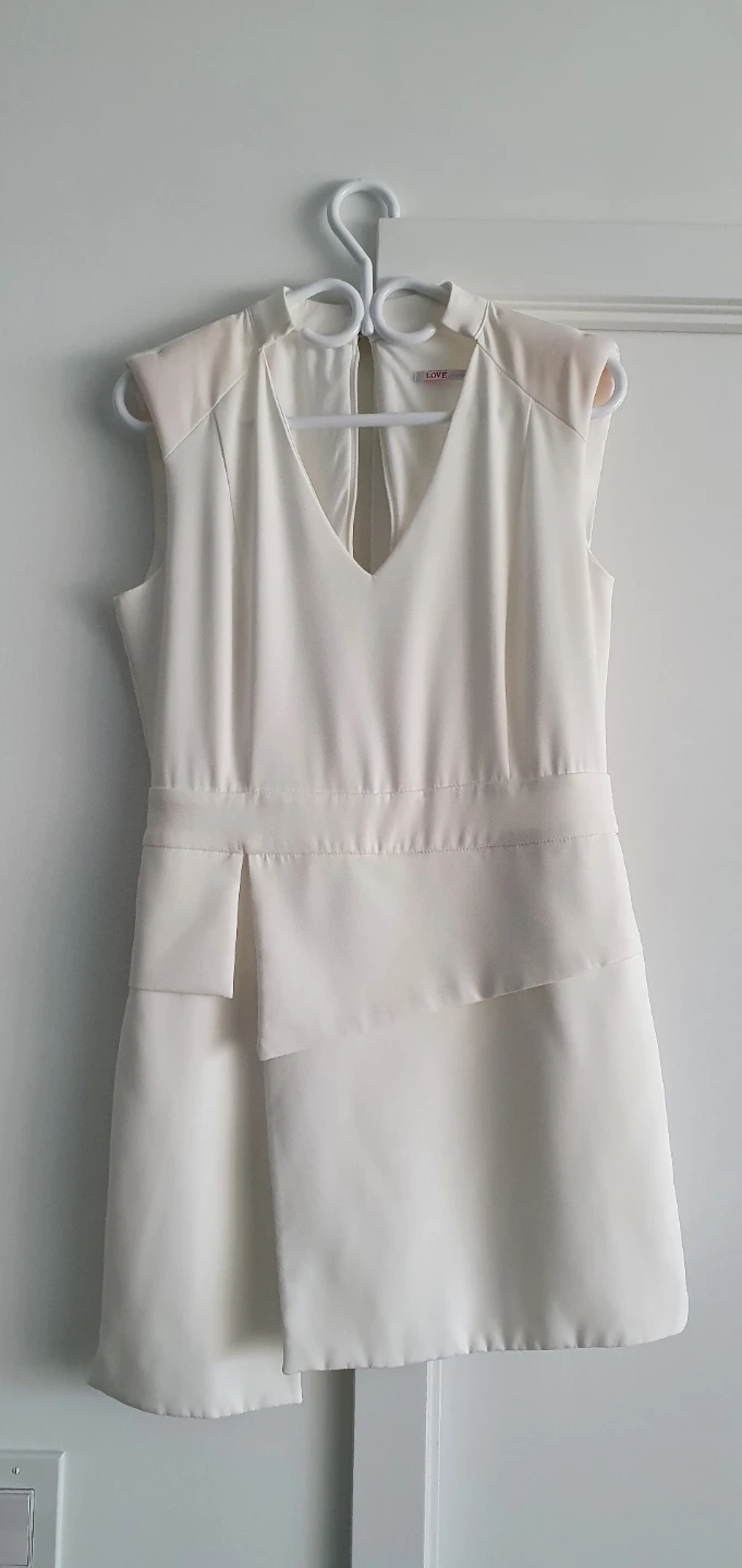 Elegant white/ivory jumpsuit (skort style) – size EU 42 M/L - photo 2