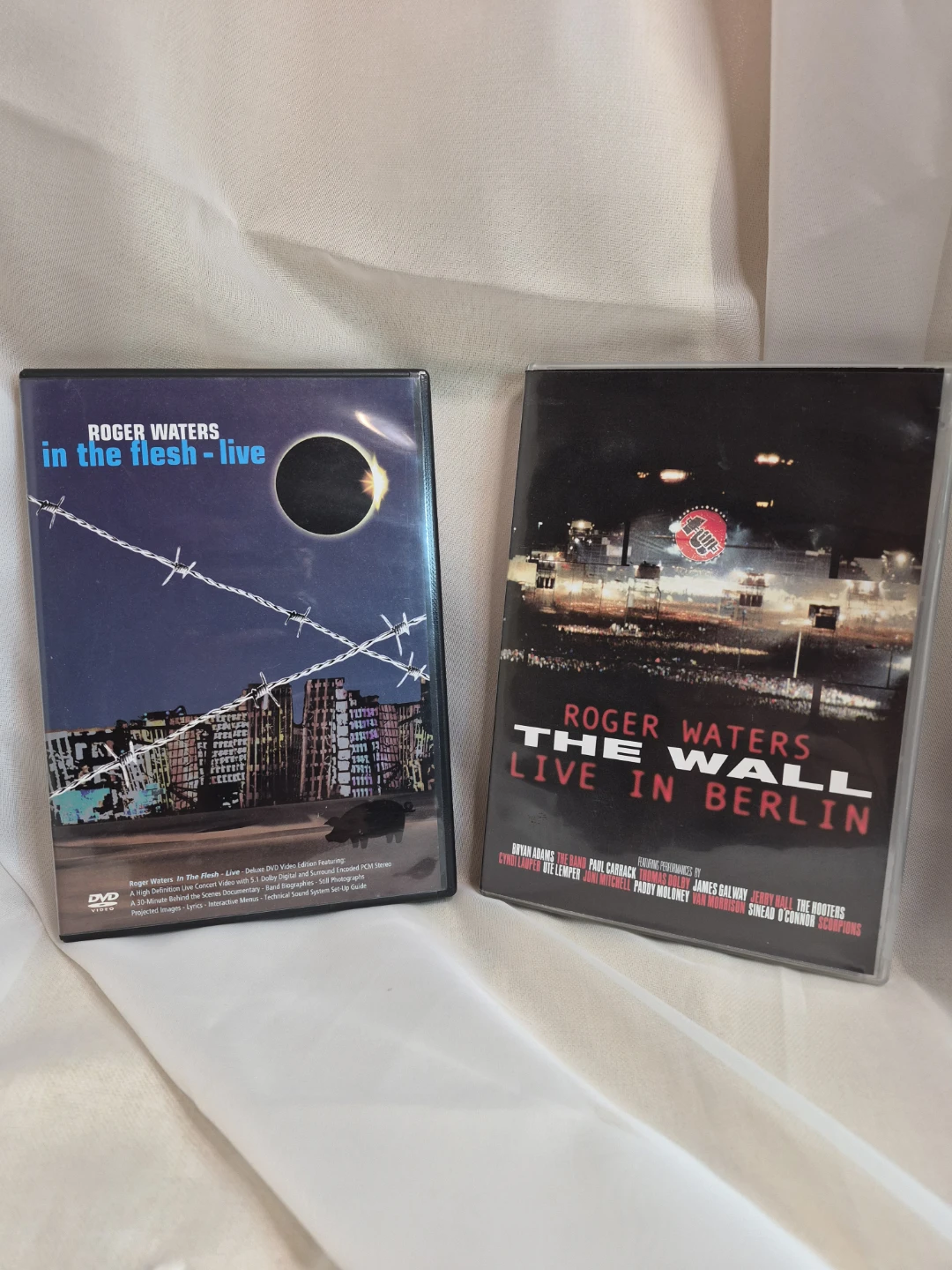 2 Roger Waters DVDs Sets